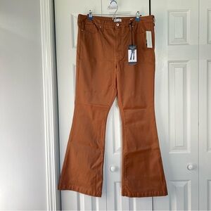 Sofia by Sofia Vergara Tan Melisa Flare High Rise Coated Wide Leg Jeans size 20